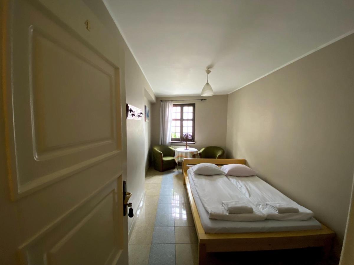 Hostel Przy Targu Rybnym Gdansk Exterior photo